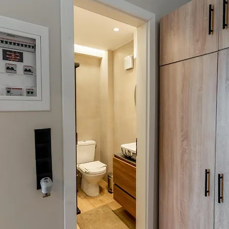 Phevos & Athena Luxury With View In Holiday home *